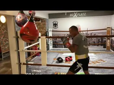 Videovorschau: Training am Aqua Boxing Bag 18 inch (54 kg)